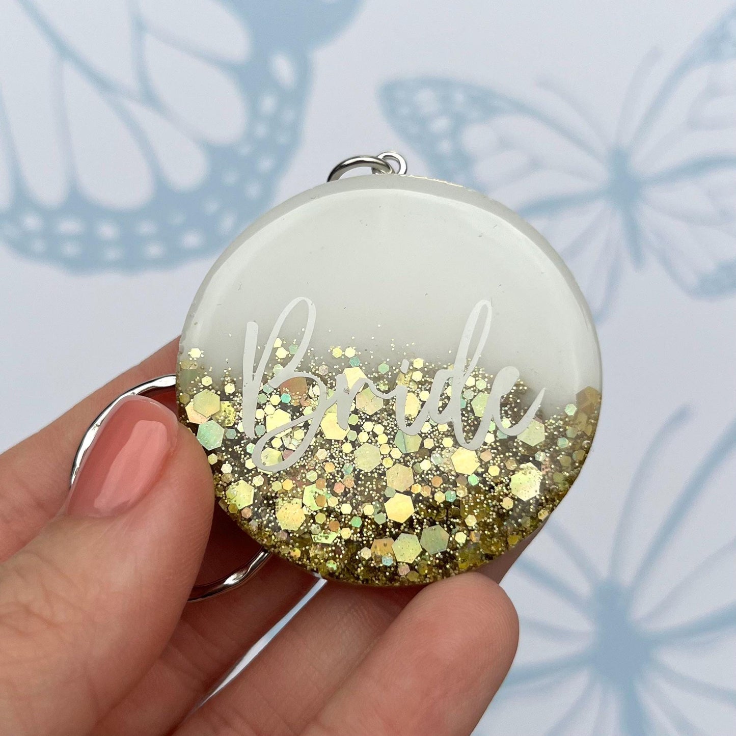 Bridal White & Gold Circle Keyring Favours | Choose your own text, names or Wedding options | Gift for Bride, Maid of Honour, Bridesmaid