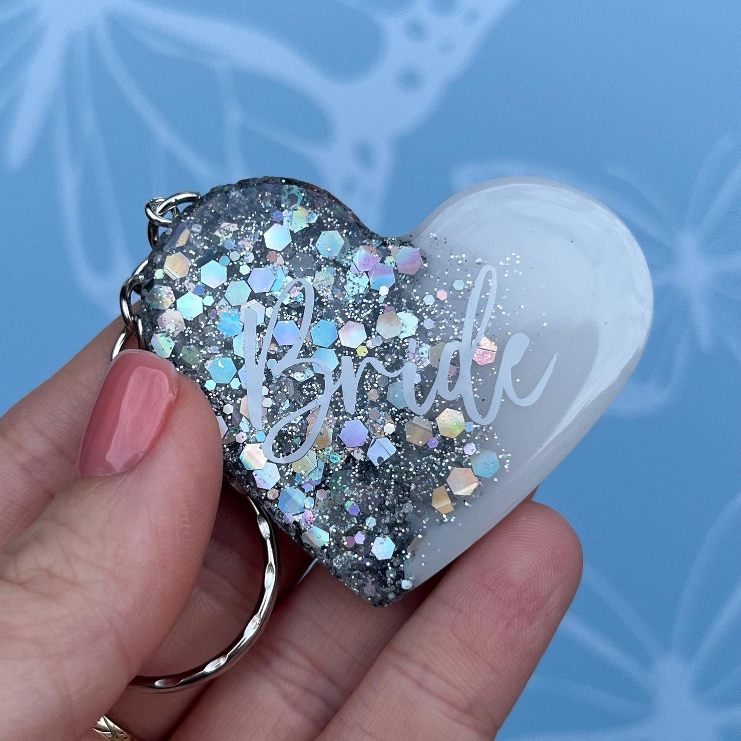 Bridal White & Silver Heart Keyring Favours | Choose your own text, names or Wedding options | Gift for Bride, Maid of Honour, Bridesmaid
