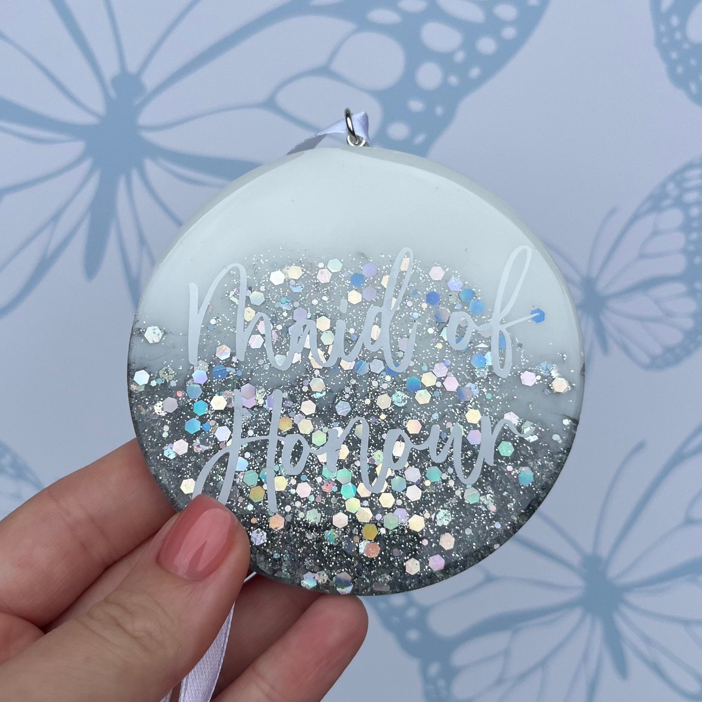 Bridal White & Silver Hanging Circle | Choose your own text or Wedding options | Hanger Decoration or Wall Decor | Gift for Bride, Maid of Honour, Bridesmaid & more | Bridal Favours
