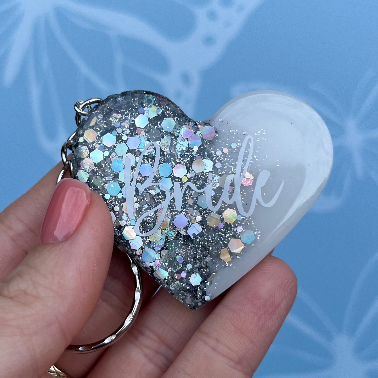 Bridal White & Silver Heart Keyring | Choose your own text or Wedding options | Gift for Bride, Maid of Honour, Bridesmaid & more | Bridal Favours
