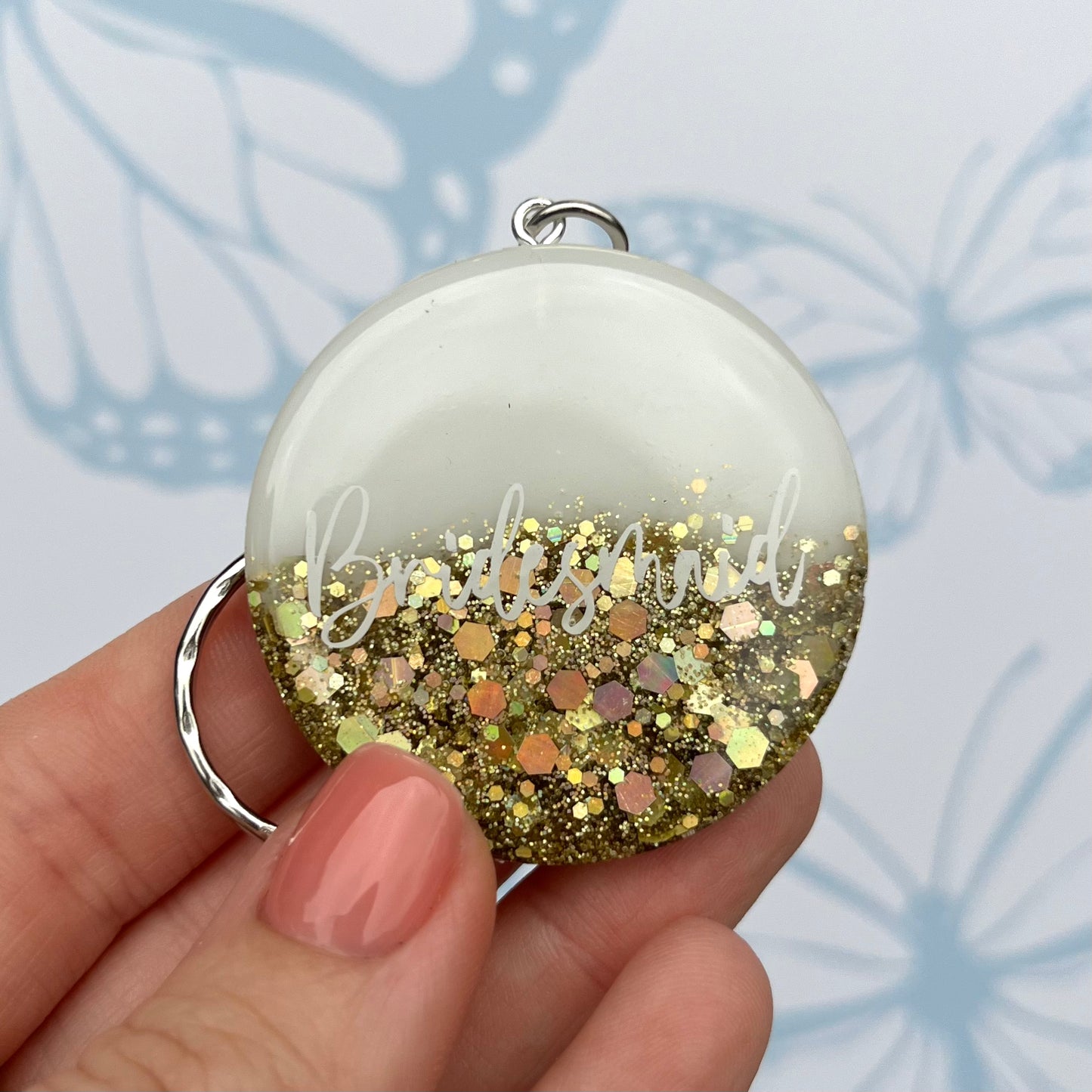 Bridal White & Gold Circle Keyring | Choose your own text or Wedding options | Gift for Bride, Maid of Honour, Bridesmaid & more | Bridal Favours