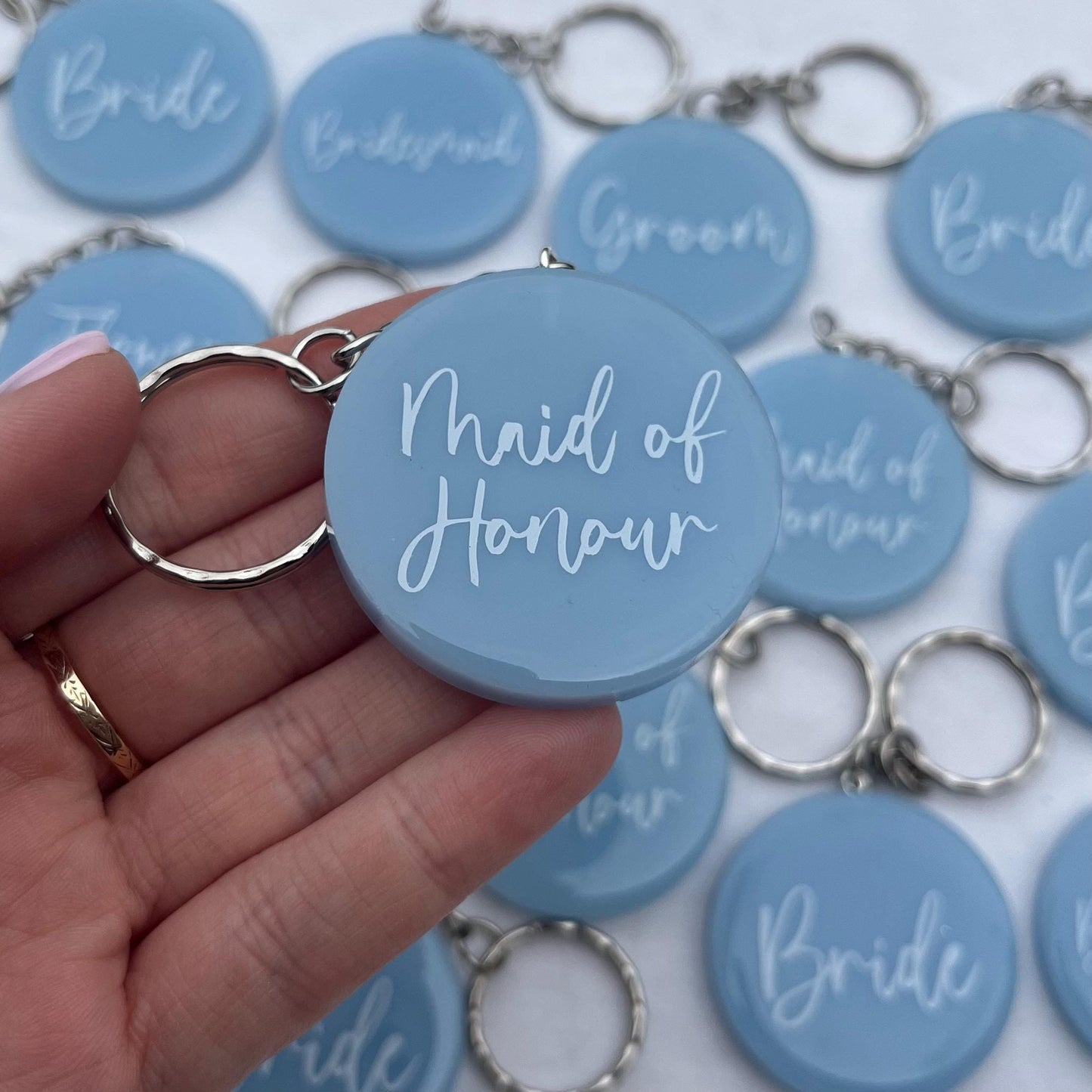 Bridal Blue Circle Keyring Favours | Choose your own text, names or Wedding options | Gift for Bride, Maid of Honour, Bridesmaid